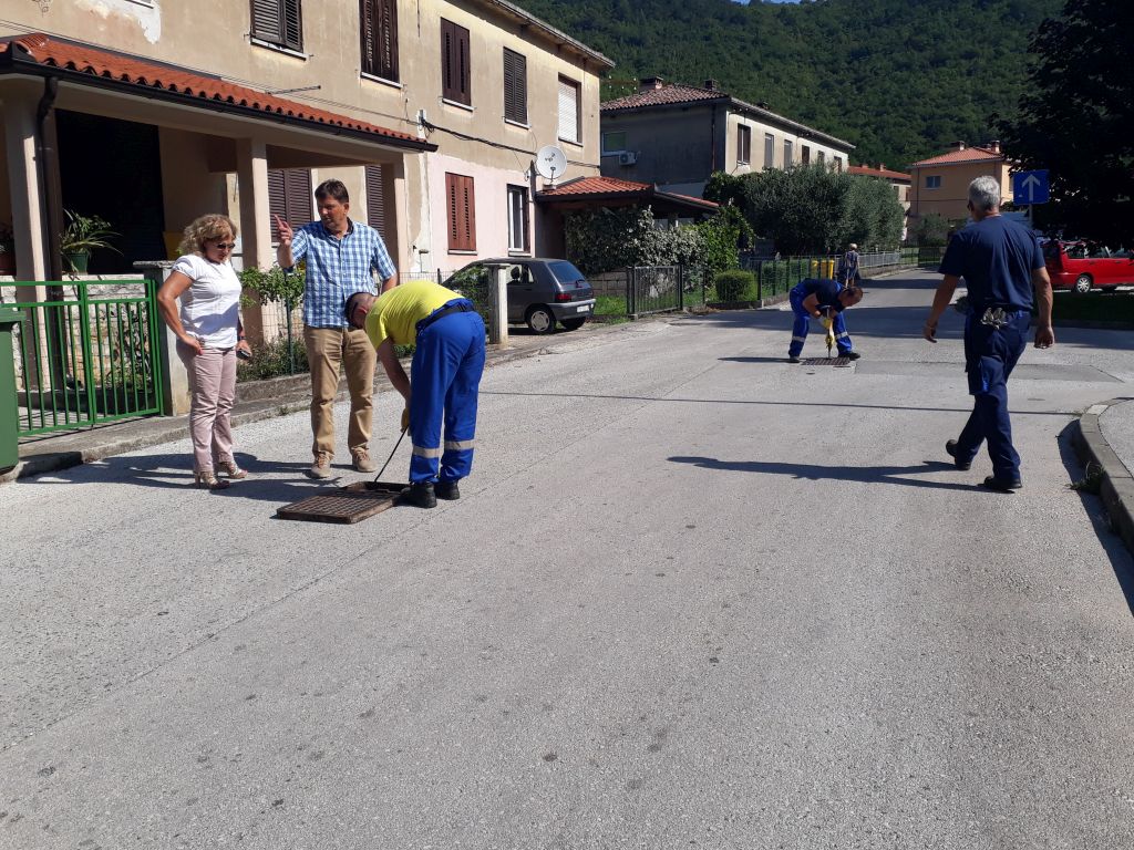 Nastavljaju se radovi na raškom kanalu